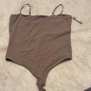 Skims Fits Everybody Cami Bodysuit, new with tags